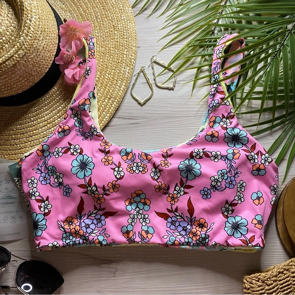 Maaji •• Floral 4-Way Reversible Crop Tank Bikini Top